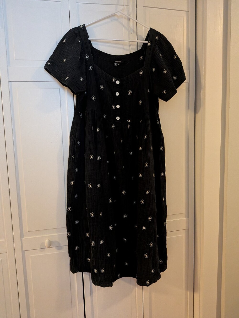 Gauze Cotton Black Floral-Embroidered Women Short Sleeve Dress